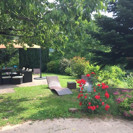 Gite Le Vieux Ruisseau Sauna Et Massages 拉博特洛埃 外观 照片